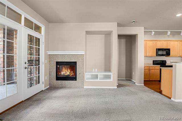 2210 S Vaughn Way Unit: 103