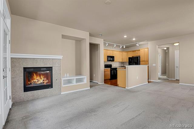 2210 S Vaughn Way Unit: 103
