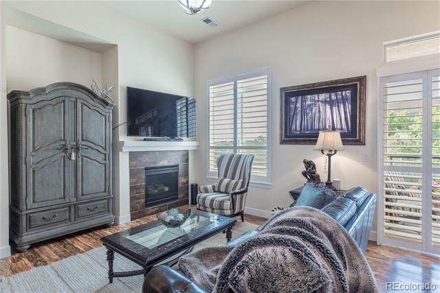 303 Inverness Way Unit: 302