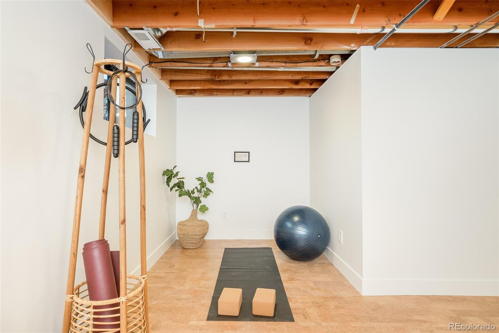 4000 S Dahlia Street