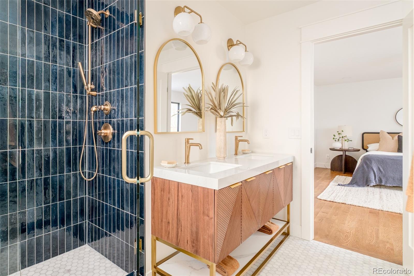 4000 S Dahlia Street