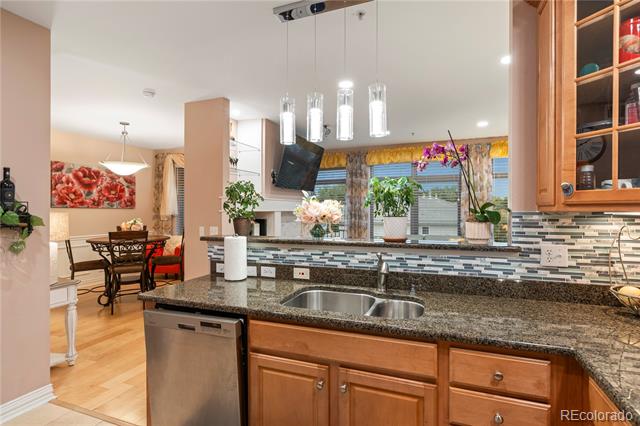 2700 E Cherry Creek South Drive Unit: 301