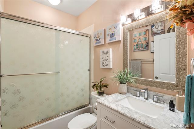2700 E Cherry Creek South Drive Unit: 301