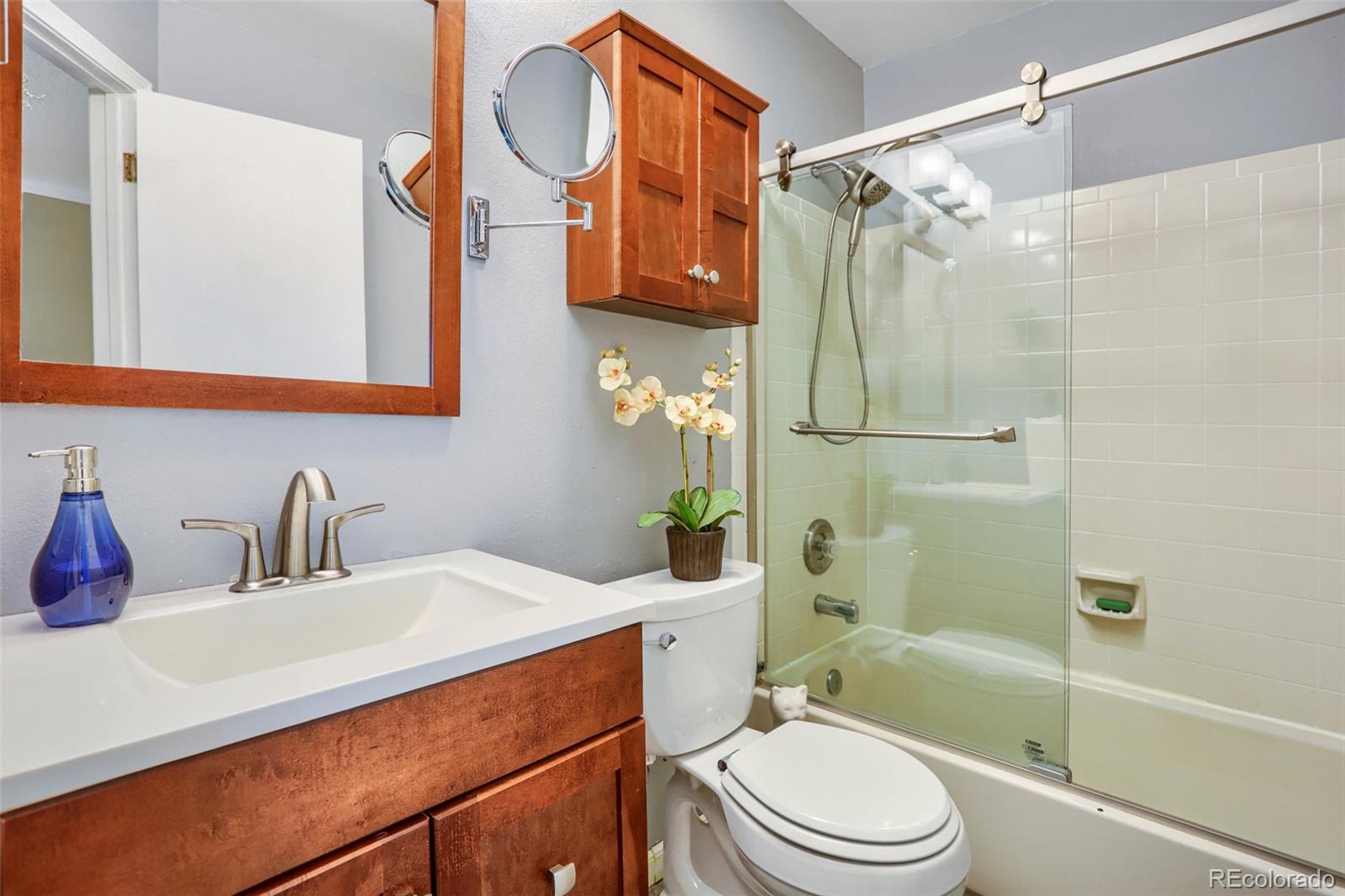 924 Milo Circle Unit: B