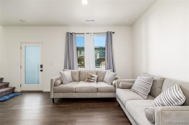 503 S Rollie Avenue Unit: 5B