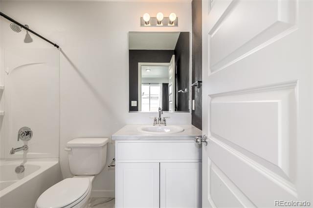 503 S Rollie Avenue Unit: 5B