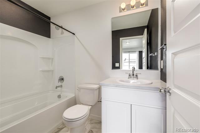 503 S Rollie Avenue Unit: 5B
