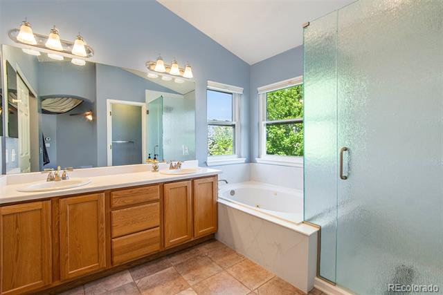 10225 Bentwood Circle