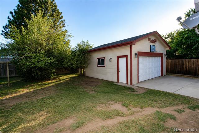 4581 Fraser Way