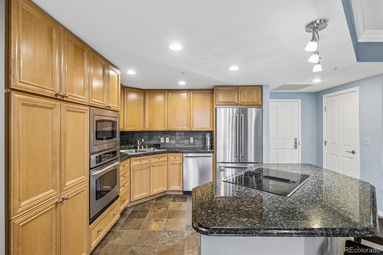 8100 E Union Avenue Unit: 906