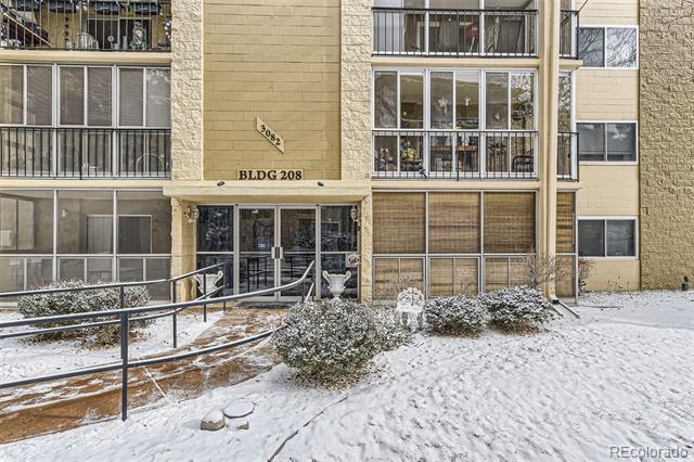 3082 S Wheeling Way Unit: 203