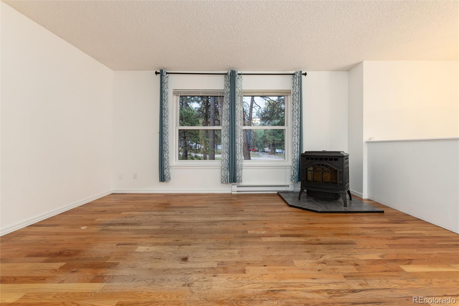 33879 Meadowlark Drive