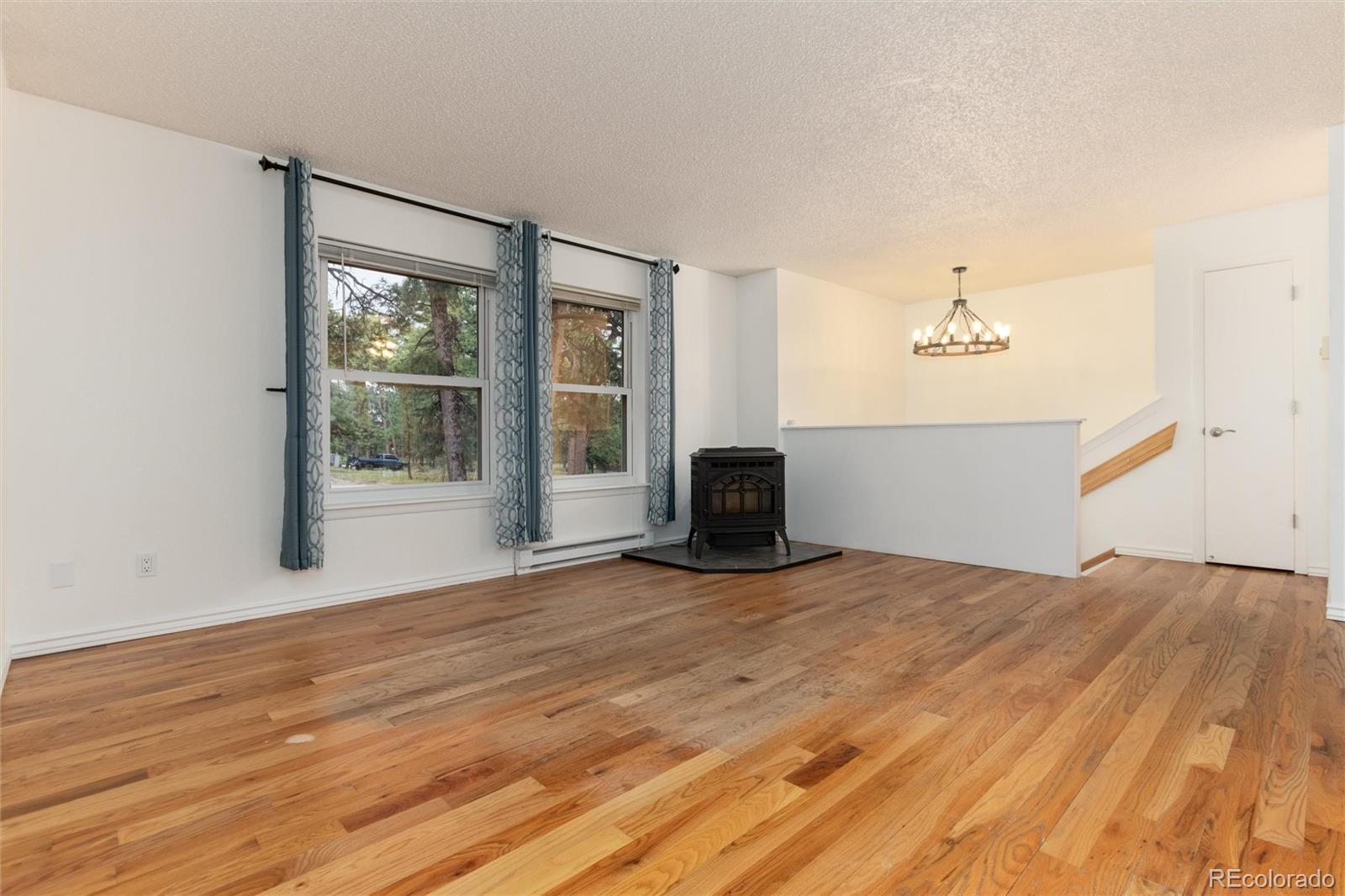33879 Meadowlark Drive