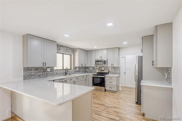 12436 E Cedar Circle