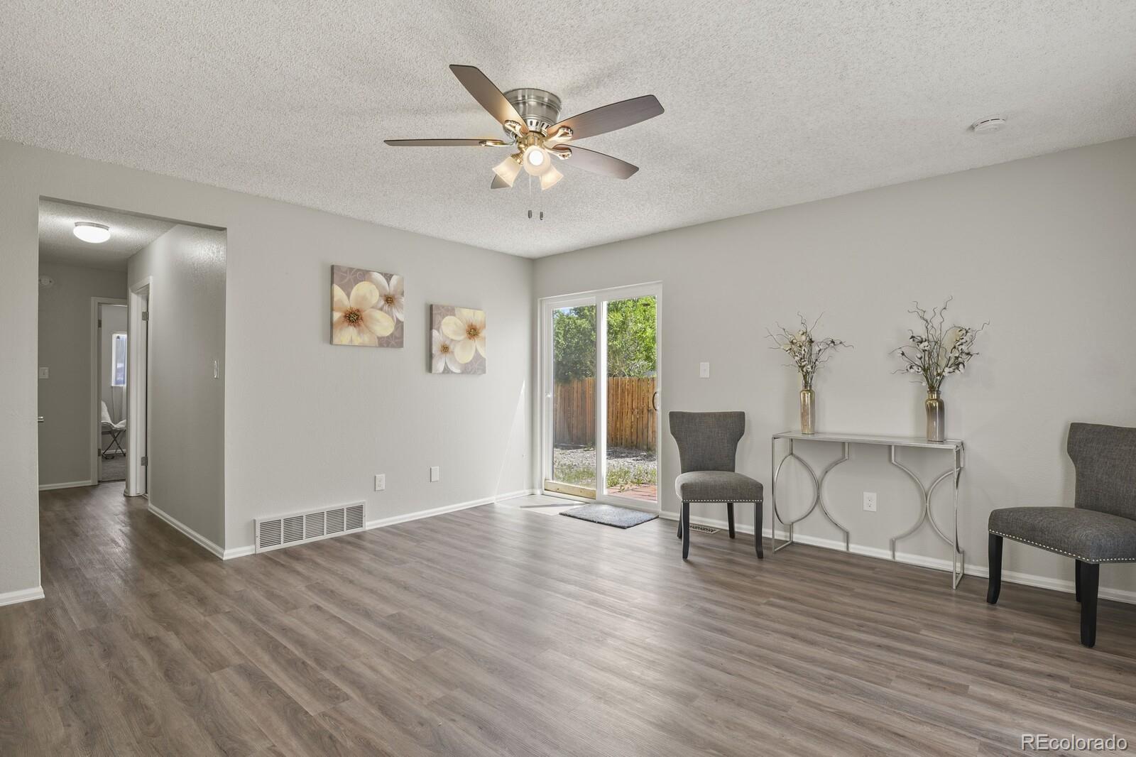 2440 CLARENDON Drive