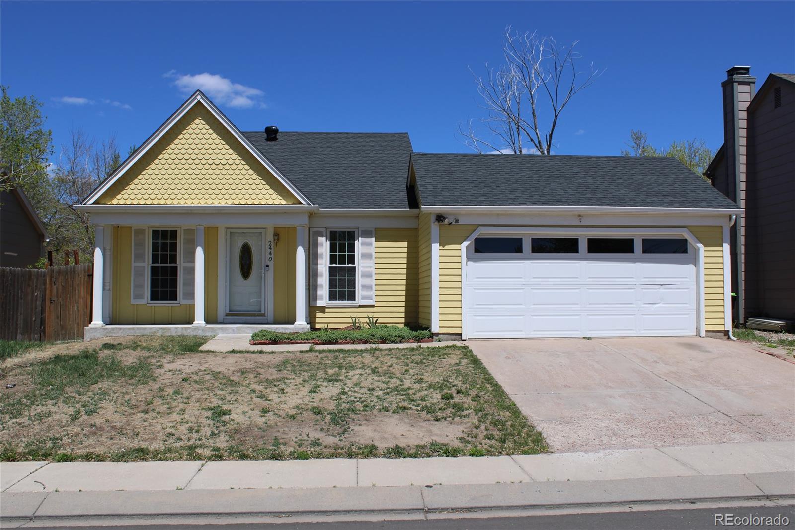 2440 CLARENDON Drive