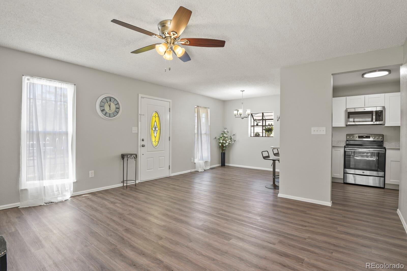 2440 CLARENDON Drive