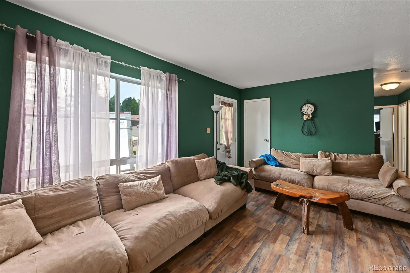 616 W 8th Street