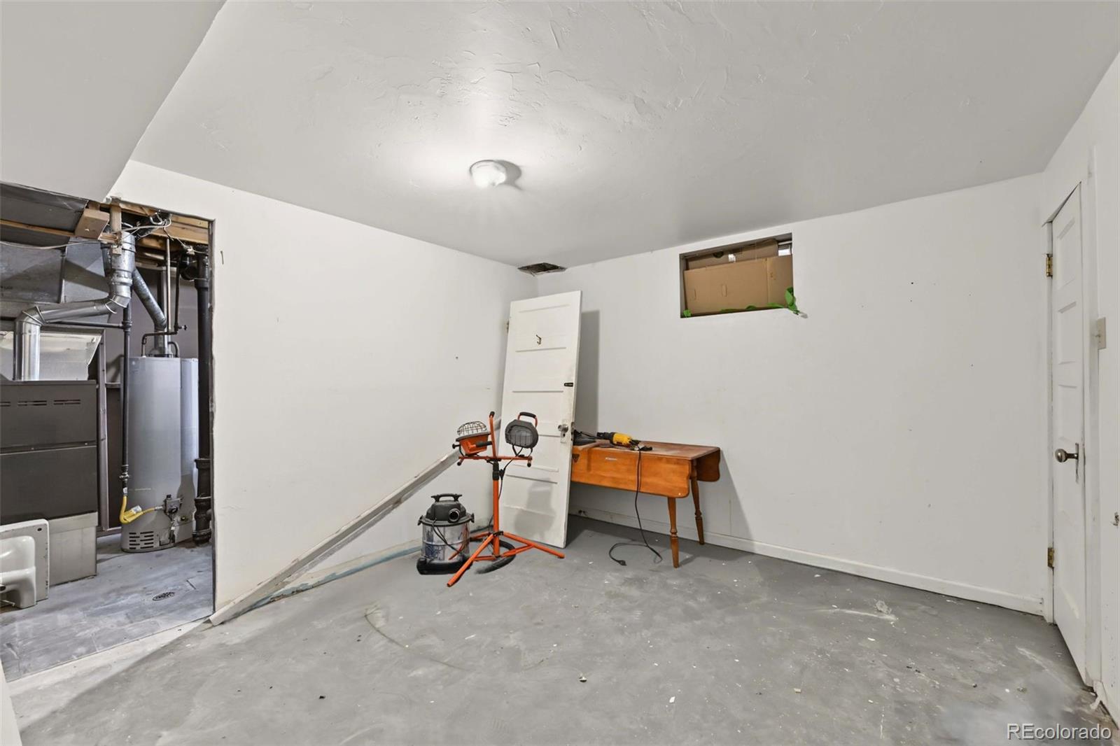 616 W 8th Street