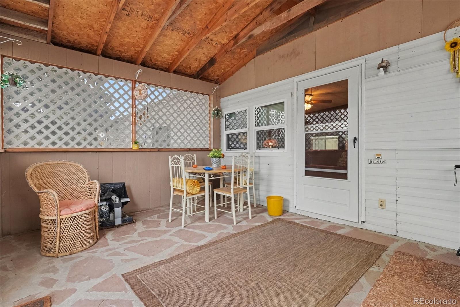 335 Lilac Circle