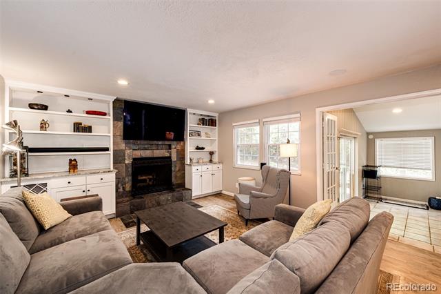 6362 E Weaver Drive