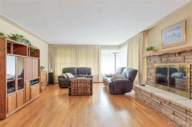3342 Yarrow Court