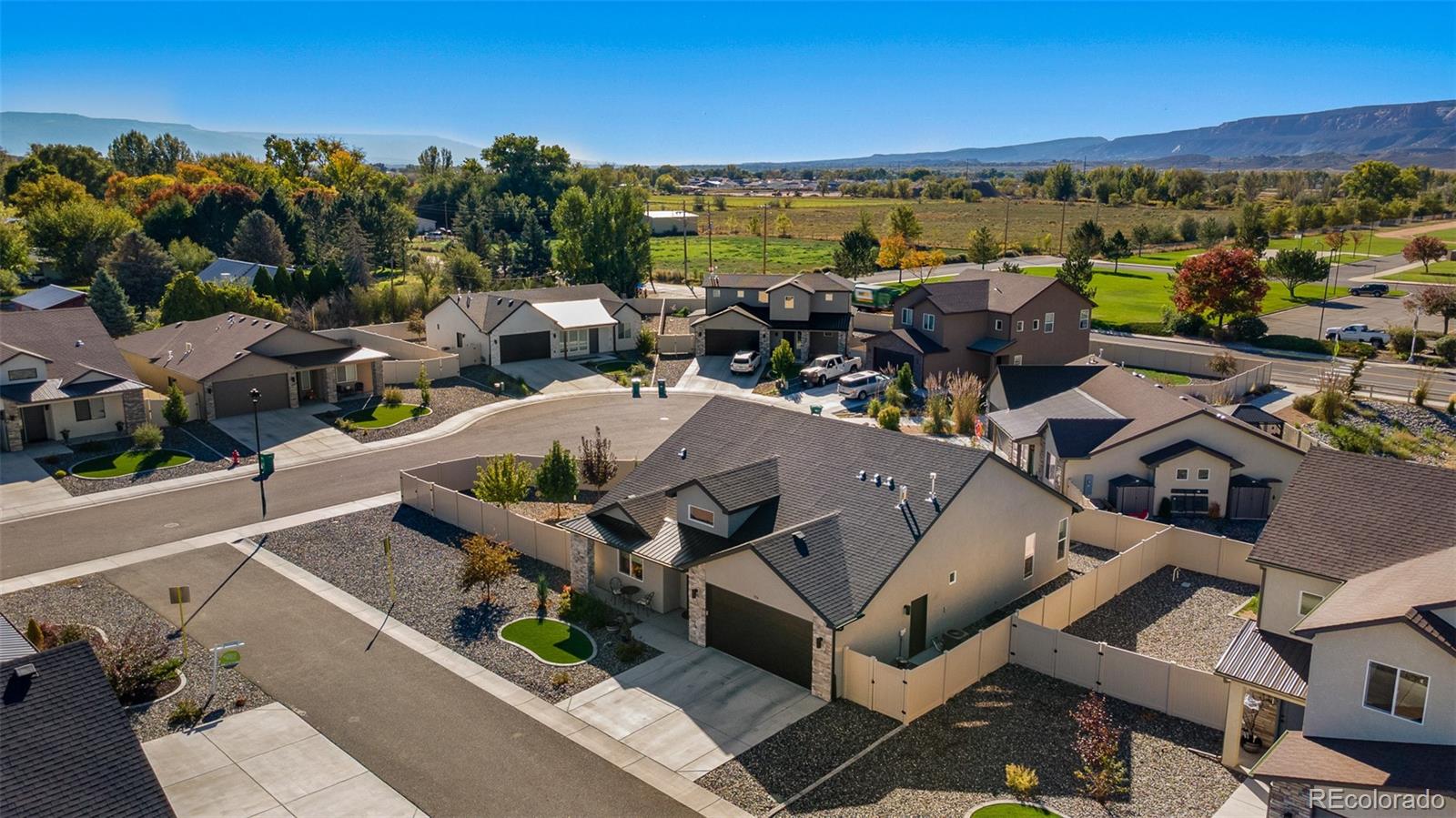 559 Hobbs Court