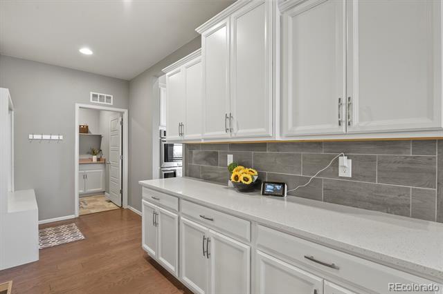 1339 W 171st Place