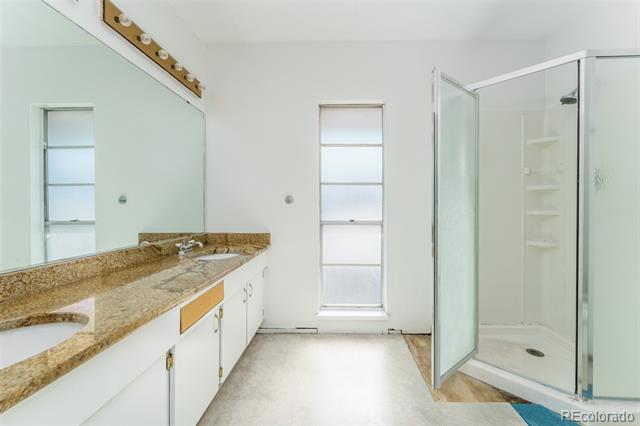 3548 S Hillcrest Drive Unit: 2