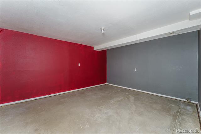 3548 S Hillcrest Drive Unit: 2