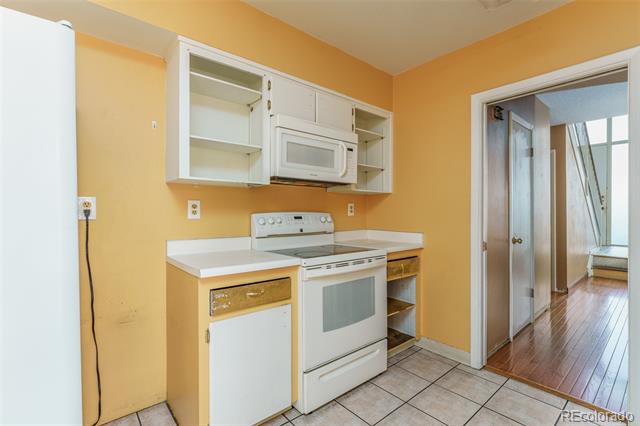 3548 S Hillcrest Drive Unit: 2