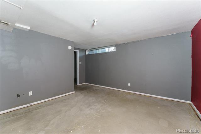 3548 S Hillcrest Drive Unit: 2