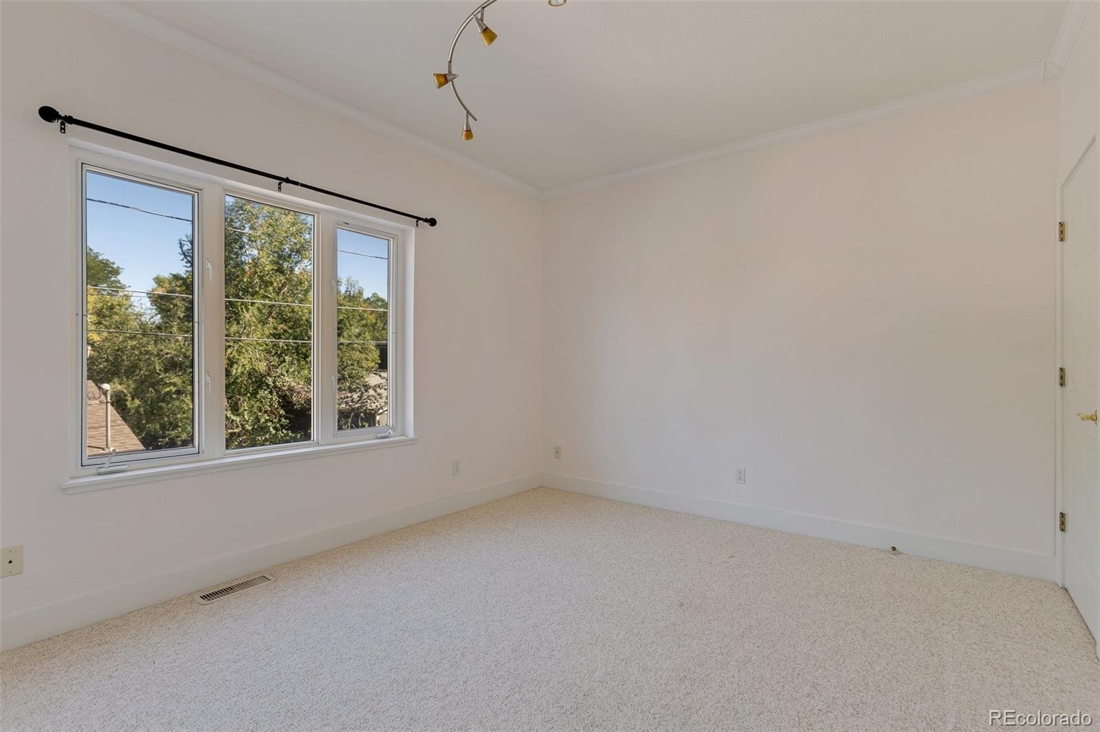 2660 S University Boulevard Unit: I