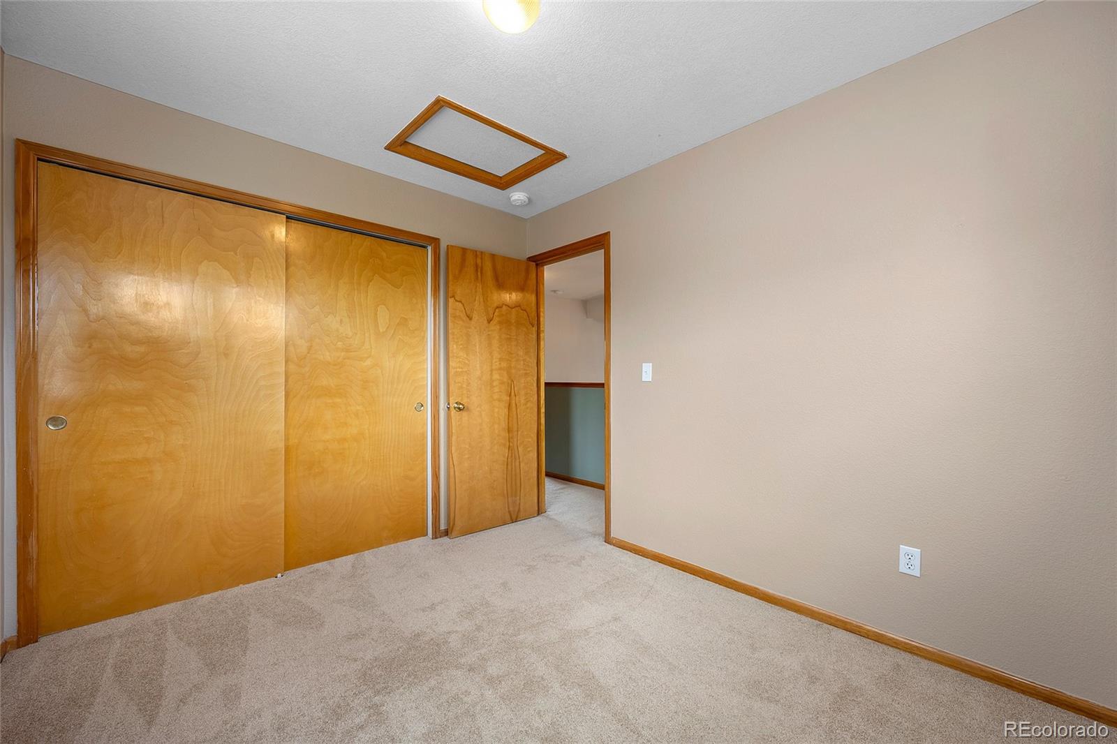 3334 Blue Grass Circle