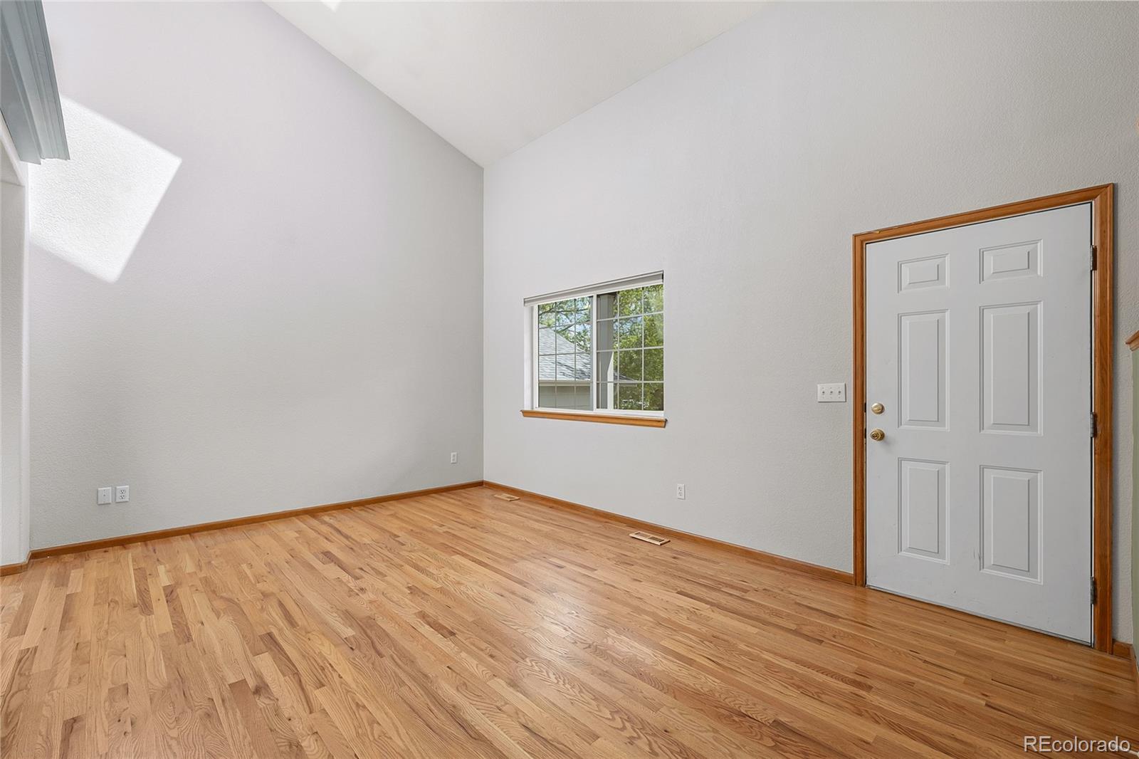 3334 Blue Grass Circle