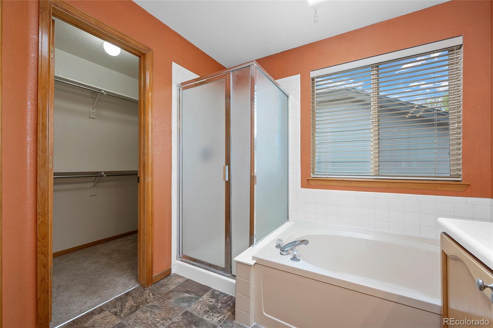 3334 Blue Grass Circle
