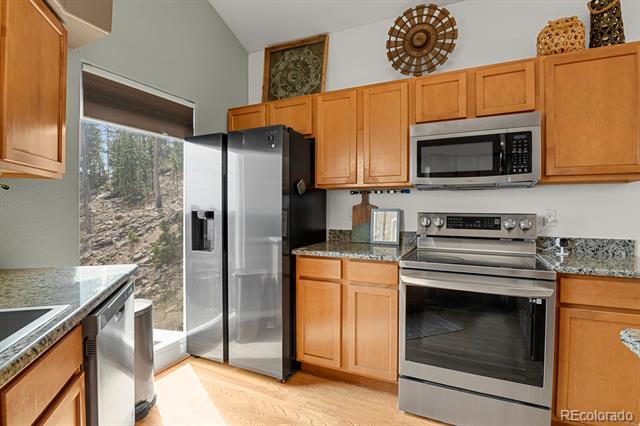 86 Yarrow Trail