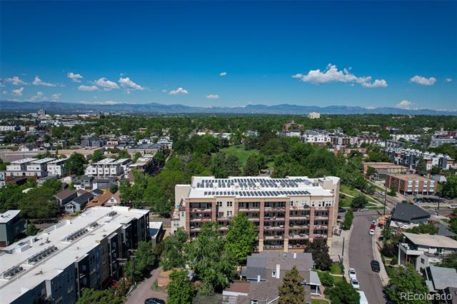 2240 N Clay Street Unit: 406