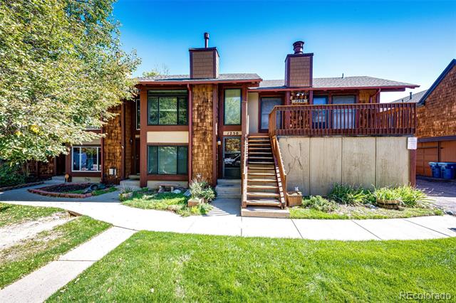 1250 S Carson Way