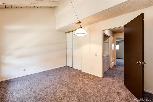1250 S Carson Way