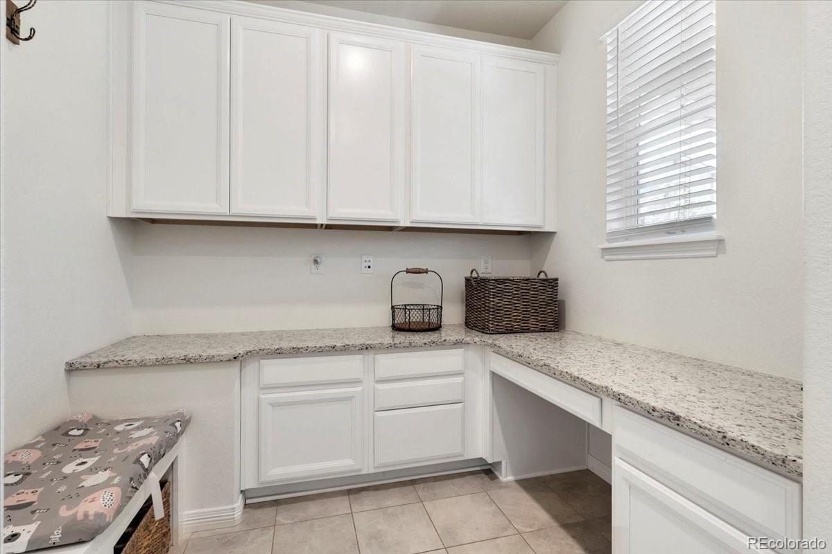 9988 Isle Circle
