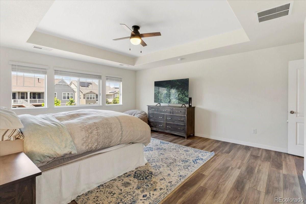 9988 Isle Circle
