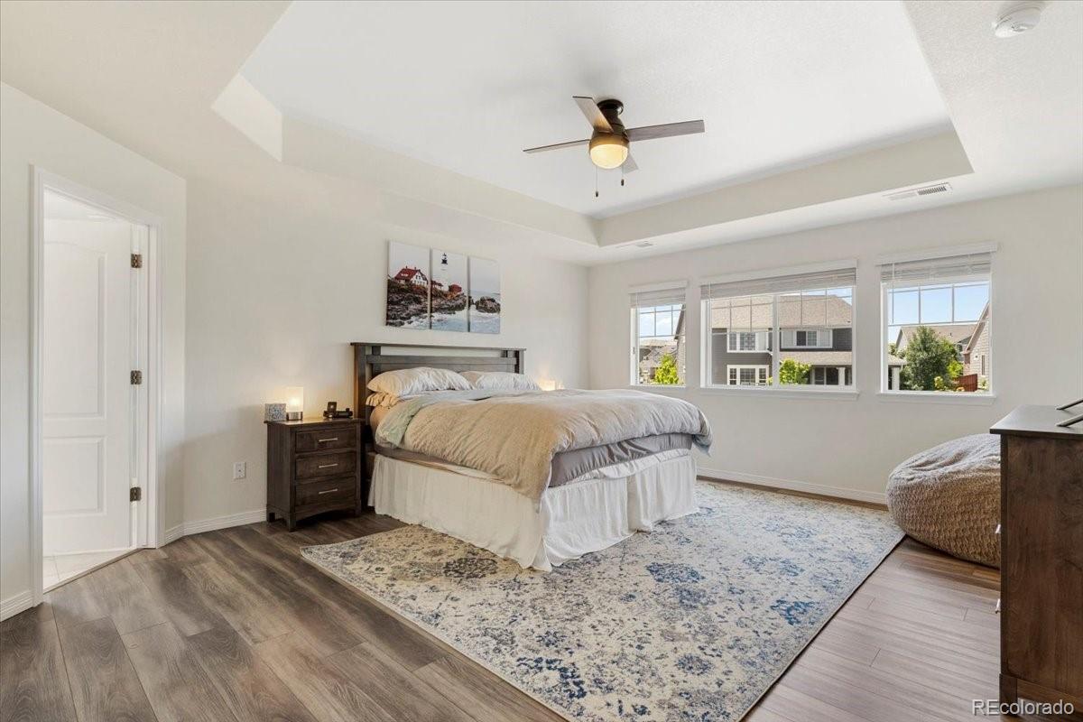 9988 Isle Circle