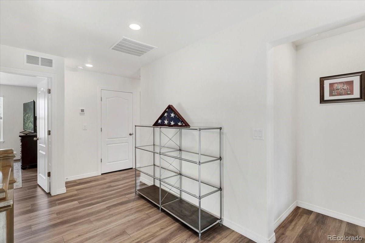 9988 Isle Circle