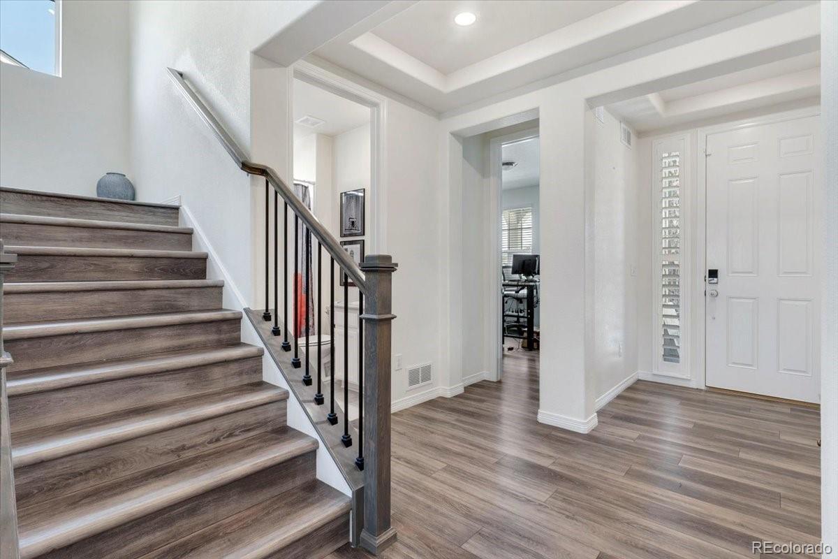 9988 Isle Circle