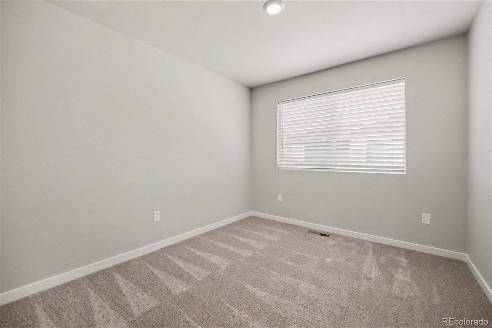 1353 Reynolds Street Unit: 17B