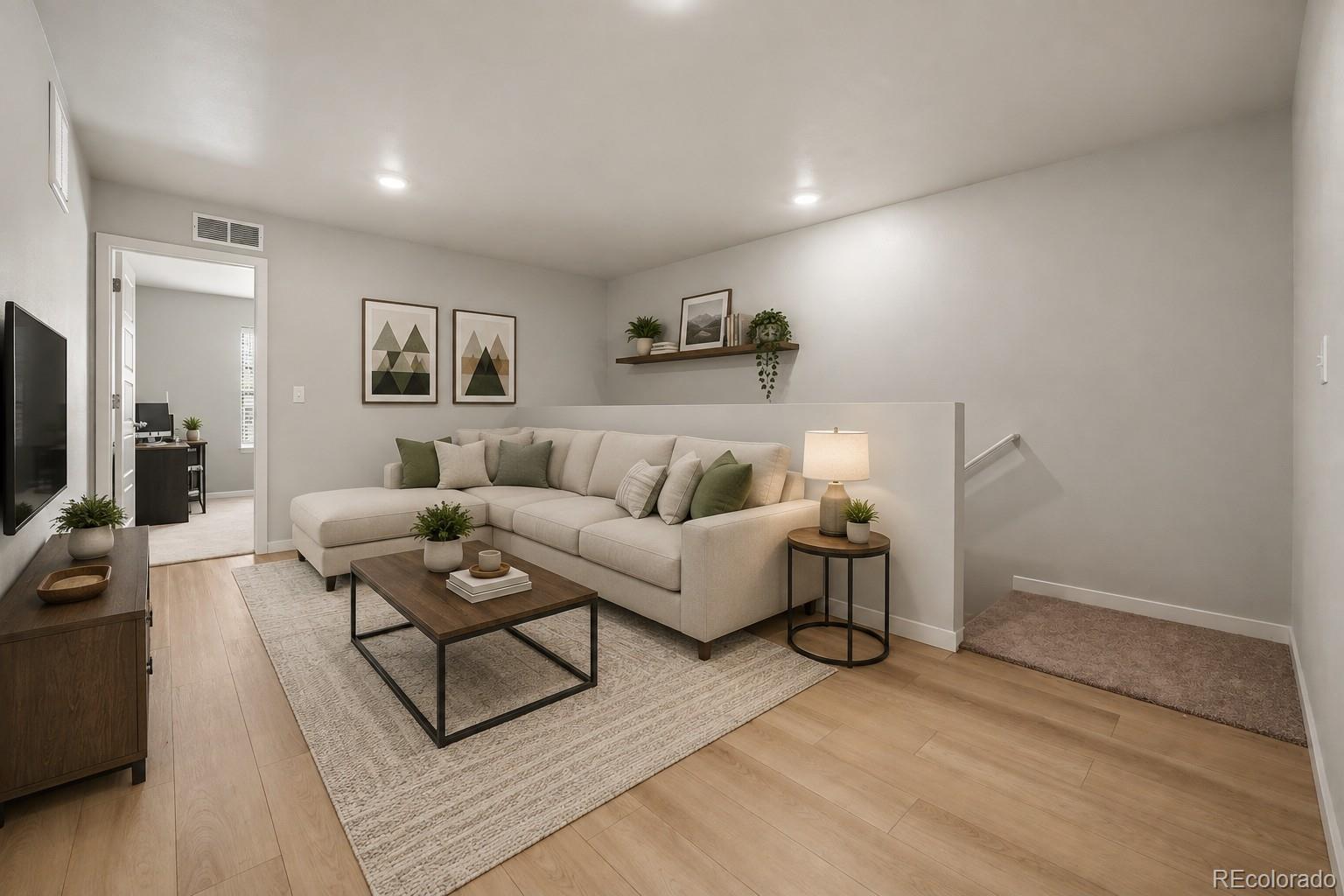 1353 Reynolds Street Unit: 17B