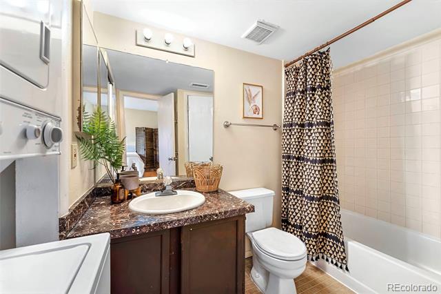 3050 W 32nd Avenue Unit: 202C