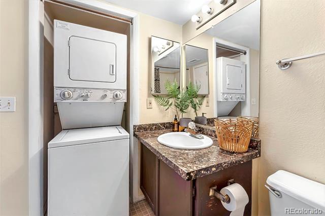 3050 W 32nd Avenue Unit: 202C