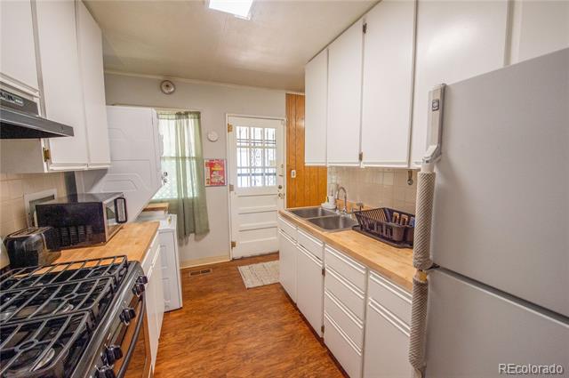 543 Asbury Place